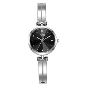 Reloj de Pulsera de Aleación de Lujo Vintage para Mujer con Diseño Impermeable para Navidad, Estilo Elegante de Cuarzo - Product Image 4