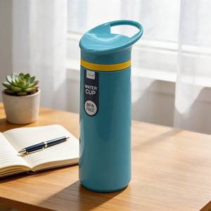 แก้วน้ำสีฟ้า ปราศจากสาร BPA สำหรับนักเรียนเดินทาง - Product Image 1
