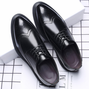 Chaussures habillées en cuir brogue pour hommes, bout rond, à lacets, pour le bureau et la carrière, toutes saisons, couleur unie, semelle extérieure en caoutchouc, semelle intermédiaire en EVA, doublure en PU - Product Image 1