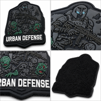 Badge rétro en PVC style pixel art, luminescent, avec personnage de jeu, à fixation auto-agrippante pour sweats à capuche, sacs à dos, casquettes et vêtements de gamer
