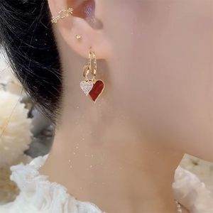 Orecchini a Cuore Rosso per Donna, Gioielli Minimalisti alla Moda - Product Image 3