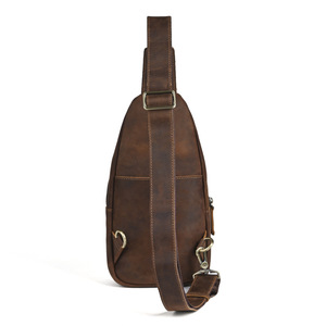Sac de poitrine vintage en cuir Crazy Horse pour homme, marron foncé, multi-zips, durable, usage quotidien - Product Image 3