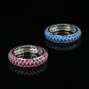 Anillo Clásico Goldleaf de Plata 925 con 3 Hileras de Moissanita, Anillos de Boda con Diamantes de Moissanita Redondos Rojos y Azules, Chapado en Rodio - Product Image 3