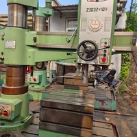 Machine de perçage radial robuste Z30100x1000 de 100 mm avec serrage hydraulique pour métaux