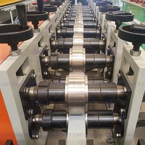 Línea de Producción de Máquina Formadora de Perfiles de Acero para Vigas de Techo en T, con Motor y Rodamientos - Product Image 2