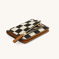 Dompet Pendek Wanita Unisex Kulit PU Fashion Terbaru Tahan Air, Tempat Kartu Mini, Dompet Koin, Penutup Kancing, Lapisan Poliester, Rantai