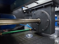 Machine de thermoformage entièrement automatique pour la fabrication de plaques en plastique jetables et de couvercles pour gobelets alimentaires