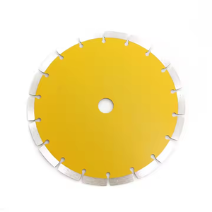 Le <span class=keywords><strong>disque</strong></span> à découper diamanté bleu robuste utilise une <span class=keywords><strong>meuleuse</strong></span> d'angle <span class=keywords><strong>pour</strong></span> couper des lames de scie diamantées sur les sols et les murs en céramique - Product Image 2