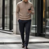 Herren Halbzip-Pullover mit Zopfmuster und Stehkragen, Warme Winter-Strickjacke, OEM ODM mit Individuellem Logo