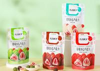 Fruits lyophilisés Bonbons au chocolat 4 saveurs différentes fourrés au chocolat Fraise entière lyophilisée
