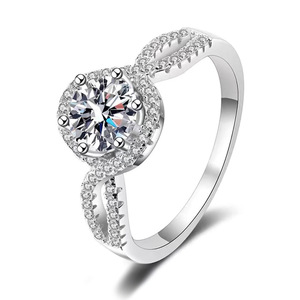 Anello geometrico da donna con zirconi, elegante, leggero, di lusso, accessorio gioiello di tendenza. - Product Image 5