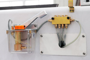 Machine CNC Blue Elephant à 4 axes rotatifs 1325 (4*8 pieds) pour la sculpture sur bois, la fabrication de meubles et d'escaliers - Product Image 5