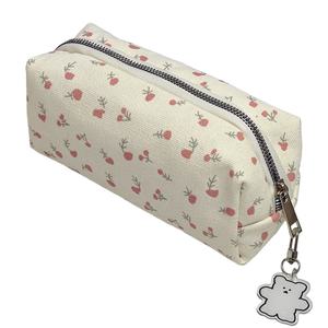 Étui à crayons floral petit et charmant de conception nouvelle, simple et spacieux, sac de papeterie pour étudiants, doux et jeune - Product Image 3