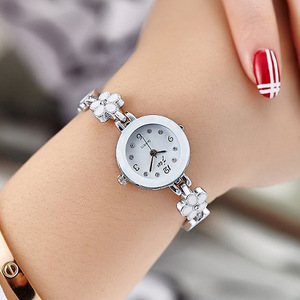 Wish meilleure vente nouvelle cinq feuilles fleur bracelet montres de luxe dames diamant femmes bracelet montre jw8022 - Product Image 3