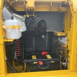 รถขุดตีนตะขาบ Komatsu PC130 มือสอง สภาพดี พร้อมระบบไฮดรอลิก - Product Image 4