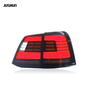 Feux arrière LED Jushun pour Toyota Land Cruiser LC200 2007-2015, 12V, avec feux de position séquentiels - Product Image 3
