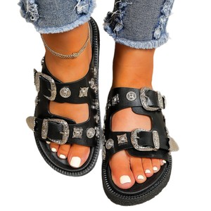 รองเท้าแตะผู้หญิง 2026 รุ่นใหม่ ฤดูร้อน สีดำ ไซส์ใหญ่ พื้นหนา ประดับเลื่อมโลหะ แถบกว้าง ลายงู - Product Image 5