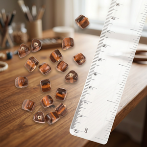 Traditionelle handgefertigte braune dreieckige transparente lose Glasperlen in Premium-Qualität 7,2x7,6mm für die Schmuckherstellung (12er-Pack) - Product Image 2
