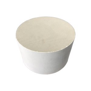 Convertisseur catalytique universel, <span class=keywords><strong>catalyseur</strong></span> céramique, filtre DPF DOC <span class=keywords><strong>SCR</strong></span> SIC, <span class=keywords><strong>catalyseur</strong></span> céramique en nid d'abeille en cordierite - Product Image 1