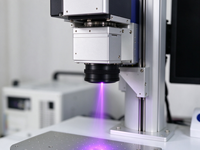 Mesin Penanda Laser UV 3W Bench Top Non-Damaging untuk Pengukiran Laser Dingin pada Penandaan Dial Jam Kaca