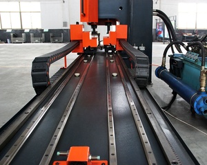 Bán Hàng Trực Tiếp Thủy Lực Kết Hợp Kim Loại Đấm Và Máy Cắt Cho Tấm Kim Loại Ngành Công Nghiệp Đa Chức Năng Hiệu Quả Cao - Product Image 2