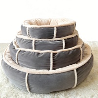 Coussin pour chien et chat personnalisable, motifs variés, vente en gros, haute qualité, fausse fourrure, chaud, confortable, rond, peluche naturelle, plusieurs tailles