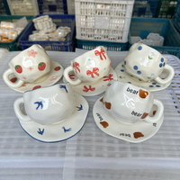 Ensemble de tasses à thé en céramique irrégulières peintes à la main de l'usine de Chaozhou