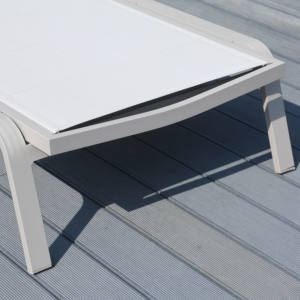 เตียงอาบแดดกลางแจ้งสำหรับโรงแรมริมชายหาด  วิลล่า  กันน้ำ  ทนแดด  สำหรับพักผ่อน - Product Image 3