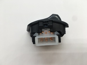 Pièces modifiées pour vélo, interrupteur de moto, interrupteur de phare à trois positions, interrupteur de phare longue/courte portée, interrupteur d'alimentation S110 - Product Image 5