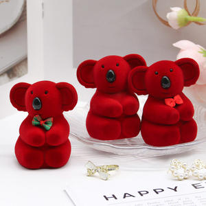 Individuell gestaltete Tiermotiv-Schmuckverpackung aus Kunststoff und Samt mit Scharnierverschluss für Kindergeschenke und Ringe - Product Image 3