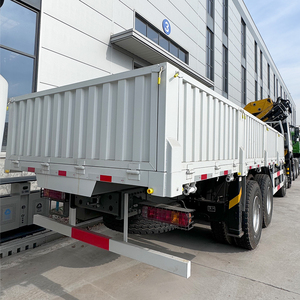 משאיות מנוף סינוטראק הו 8X4 20 טון איכותיות - Product Image 1