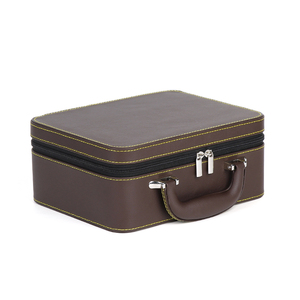 Cajas de Joyería Rectangulares Extra Grandes Personalizables con Logotipo Negro sobre Fondo Marrón para el Día de San Valentín, con Cajón para Tarjetas - Product Image 4