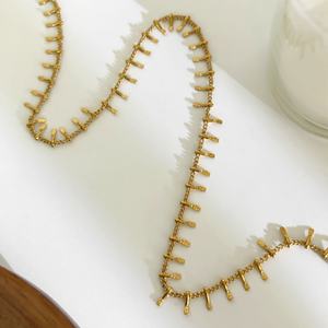 Collier tendance anti-ternissement en or 18 carats en acier inoxydable véritable avec pierre naturelle en forme de poisson pour femmes, hommes et filles - Product Image 6