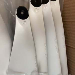 Original T50 Propeller High Strength White <b>Plastic</b> Agras T50 T40 Sprayer CCW/CW One Hot Selling Agricultural Machinery Parts - Product Image 2