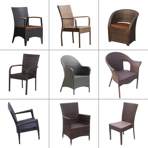 Conjunto <span class=keywords><strong>de</strong></span> Mesa y Sillas <span class=keywords><strong>de</strong></span> Ratán para Comedor Exterior Contemporáneo, <span class=keywords><strong>Muebles</strong></span> <span class=keywords><strong>de</strong></span> Jardín Impermeables y Cómodos para 4 Personas, para Patio o Apartamento - Product Image 1