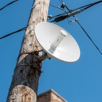 Pont sans fil haute puissance 5,8 GHz PBE-M5-400 1000 Mbps 26 dBm Gain 22 dBi Couverture 10 km pour communication d'ingénierie