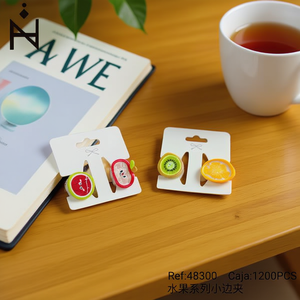 Pinzas para el Cabello Serie Frutas, 6 cm, Diseño de Dibujos Animados en Plástico, para Mujeres y Niñas, Uso Casual - Product Image 4