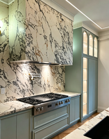 Armoires de cuisine modernes sur mesure, armoires de style Shaker de luxe avec îlot central et porte en verre