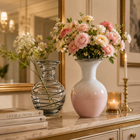 Vase en verre spiralé gris fumé, vase à fleurs soufflé à la main pour la décoration de la maison, centre de table et accent de présentoir