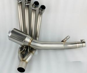 Pot d'échappement moto CNC AK Design noir/argent avec coton insonorisant pour Honda <span class=keywords><strong>CBR650R</strong></span>/<span class=keywords><strong>CBR650F</strong></span>/CBR650AR - Product Image 1
