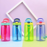 Tasse de paille d'eau pour enfants dessin animé en plastique créatif maternelle bébé élève du primaire bouteille d'eau en plastique pour les enfants