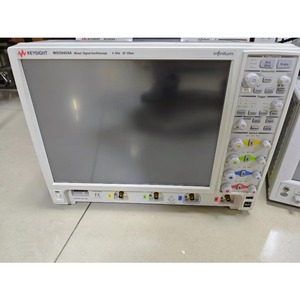 Oscilloscope numérique 4 canaux 4 GHz d'occasion Keysight MSO9404A xgeqpt - Product Image 1