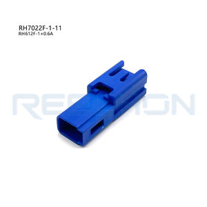 Connecteur de fil de <span class=keywords><strong>prise</strong></span> d'amarrage mâle à 2 broches Connecteur de câble de <span class=keywords><strong>voiture</strong></span> électrique avec bornes 7022F-1-11 - Product Image 1