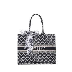 New Large capacity embroidery Tote Bag One-shoulder hand-held shopping bag stylish knitted jacquard women's bag