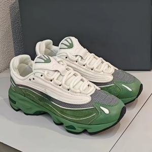 Chaussures décontractées à lacets de haute qualité 2026 Nouvelles baskets de luxe en cuir véritable antidérapantes et flexibles pour hommes et femmes - Product Image 1