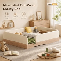 Sicheres Modernes Kinderbodenbett mit Cremefarbenen Schutzgeländern Massivholz Lederpolsterung Umweltfreundlich Langlebig Weich Gepolsterte Sicherheitsgeländer