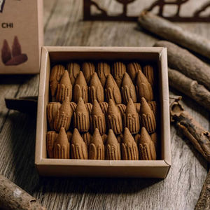 Cônes d'encens à la cannelle bio faits à la main, écologiques, parfum naturel, longue durée, pour spa, yoga, méditation, vente en gros - Product Image 1