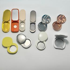 Étui rotatif magnétique en alliage de zinc de forme inhabituelle pour baume solide, parfum solide, blush - Product Image 6