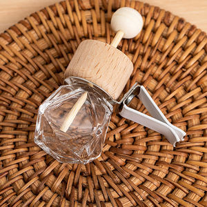 Vente en gros de luxe de 5ml à 10ml <span class=keywords><strong>mini</strong></span> bouteille de parfum ronde en verre motif de fleur maison évent voiture <span class=keywords><strong>d</strong></span>ésodorisant placement-type solide - Product Image 2