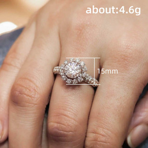 Anello Floreale Scintillante, Elegante e Minimalista, Gioiello da Dito per Donna, Uso Quotidiano - Product Image 4